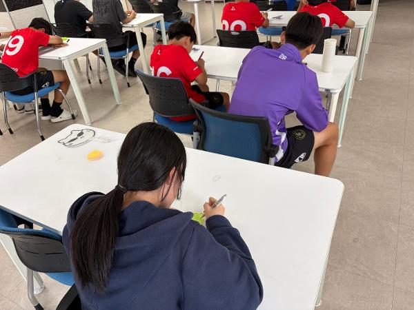 학교폭력 4행시 짓기